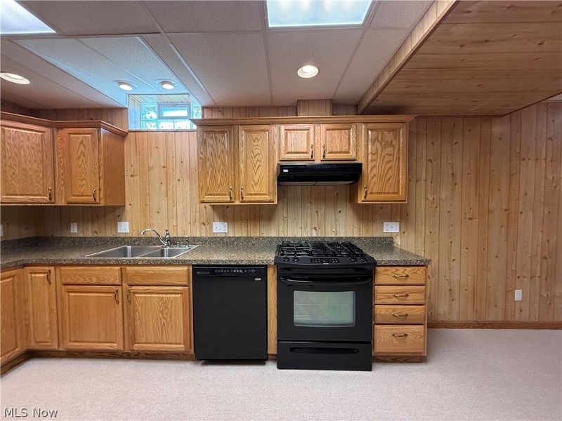 4219 Belleau Woods Circle , Uniontown, OH 44685 Photo 15