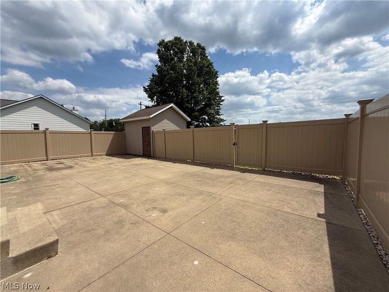 4219 Belleau Woods Circle , Uniontown, OH 44685 Photo 23