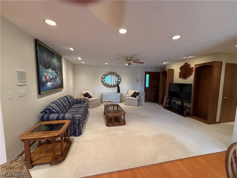4219 Belleau Woods Circle , Uniontown, OH 44685 Photo 6