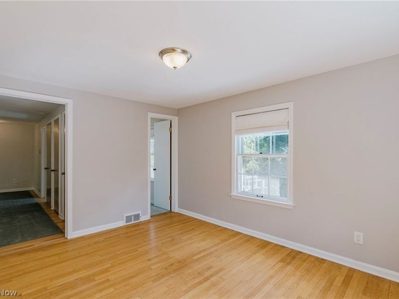 21249 Colby Road , Shaker Heights, OH 44122 Photo 23
