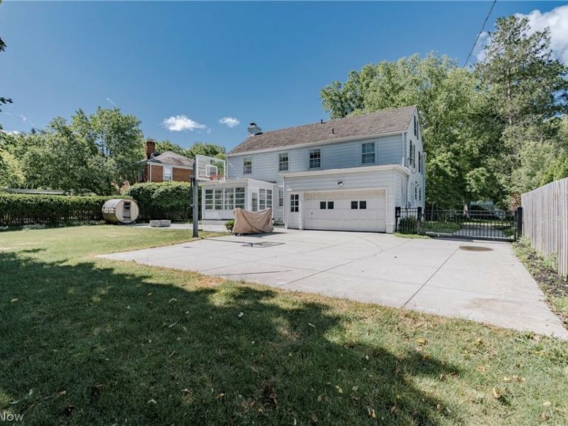 21249 Colby Road , Shaker Heights, OH 44122 Photo 32