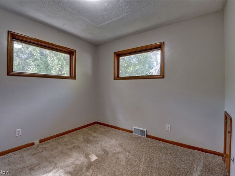 935 Washington Street , Wooster, OH 44691 Photo 10