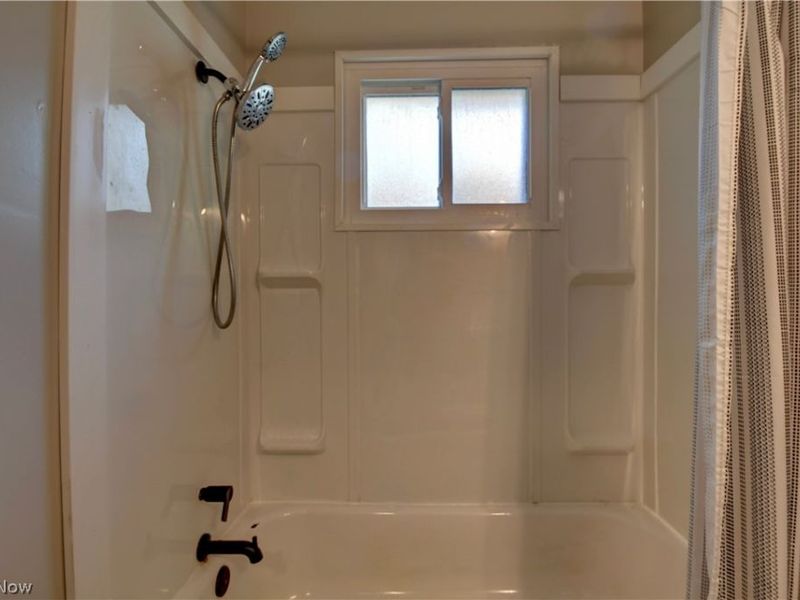 935 Washington Street , Wooster, OH 44691 Photo 12