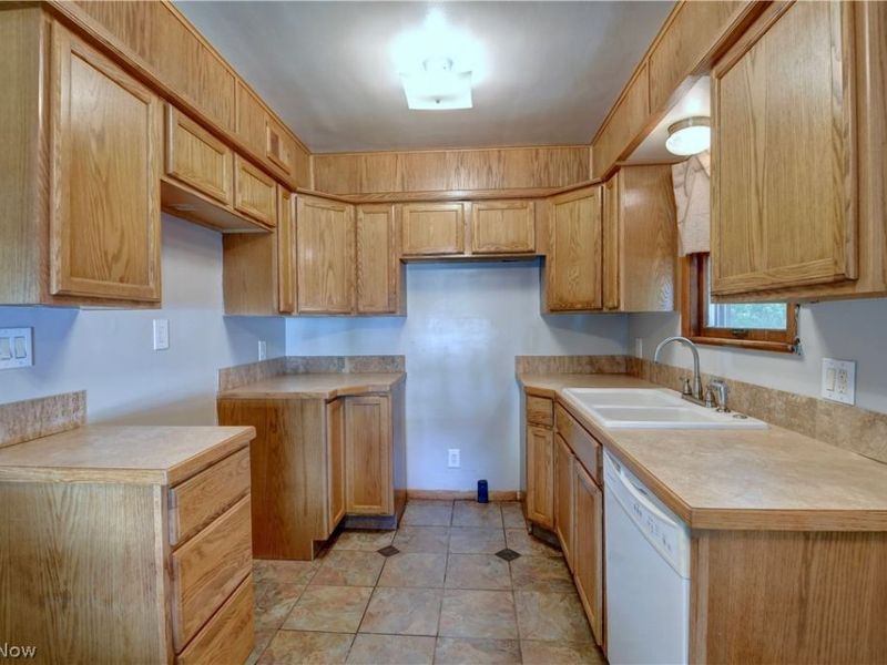 935 Washington Street , Wooster, OH 44691 Photo 7