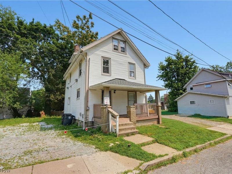 285 Sumner Court, Akron, OH 44311 Photo 1