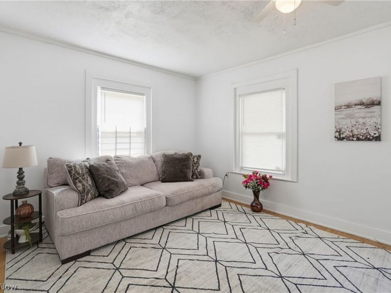 285 Sumner Court, Akron, OH 44311 Photo 4