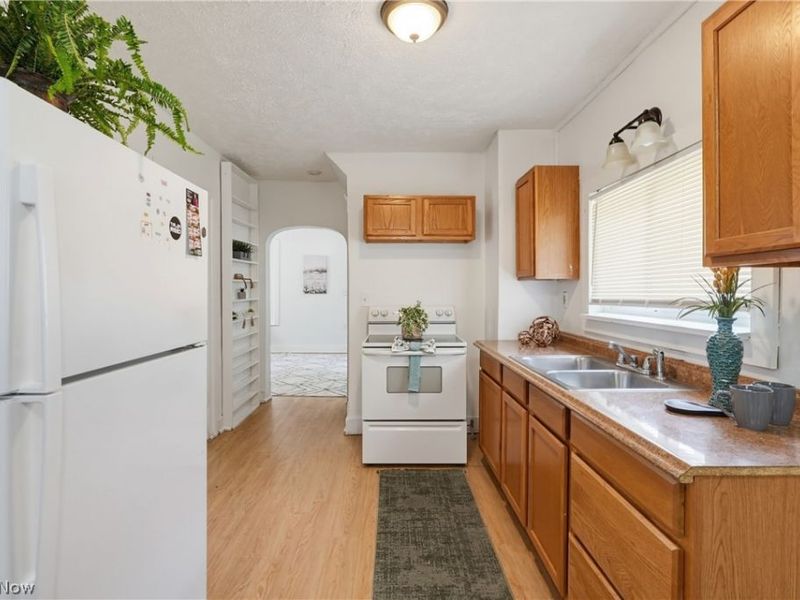 285 Sumner Court, Akron, OH 44311 Photo 7