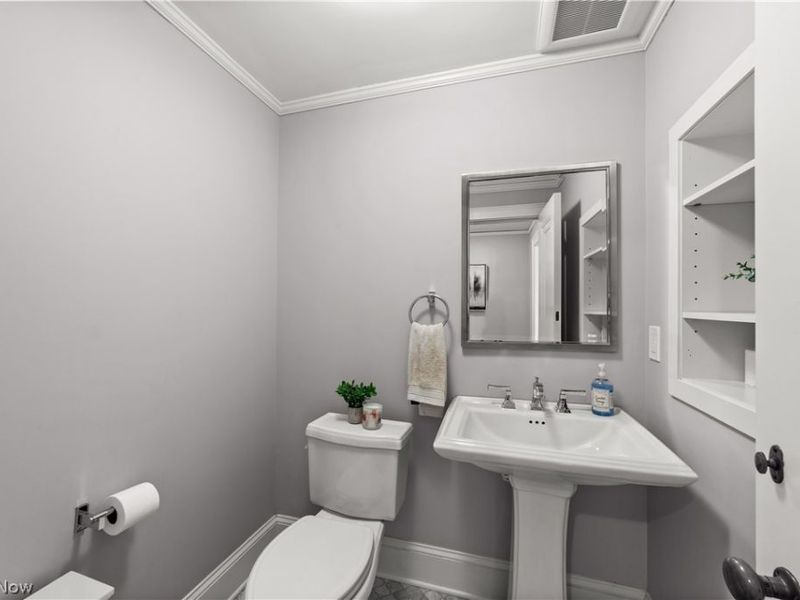 2928 Attleboro Road , Shaker Heights, OH 44120 Photo 19