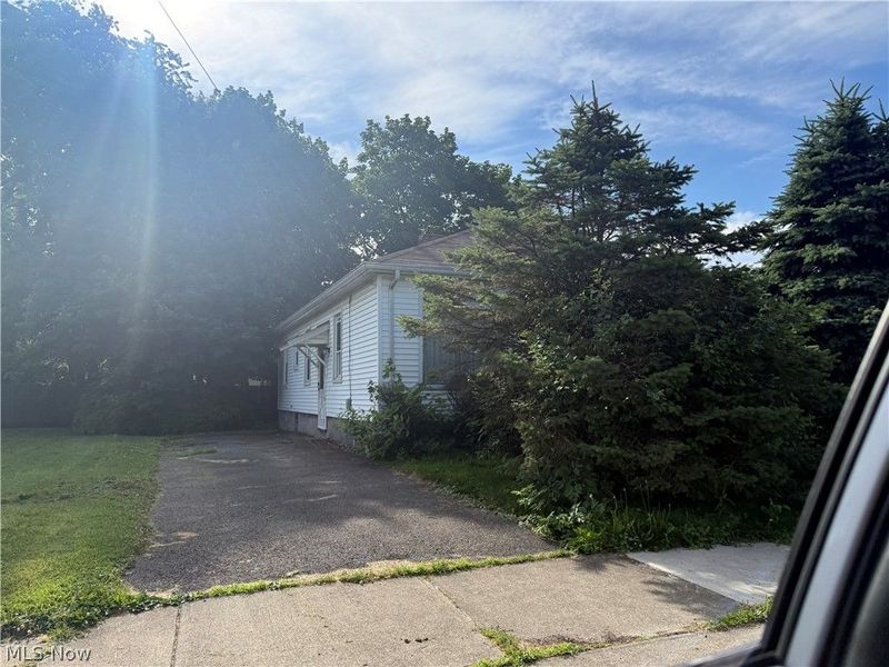 407 Sheridan Avenue , Niles, OH 44446 Photo 2
