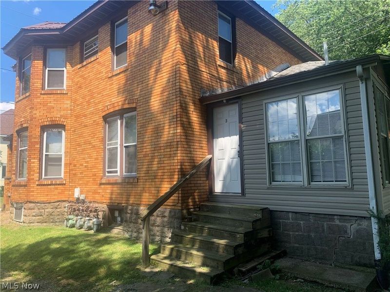 145 Grant Street , Conneaut, OH 44030 Photo 2