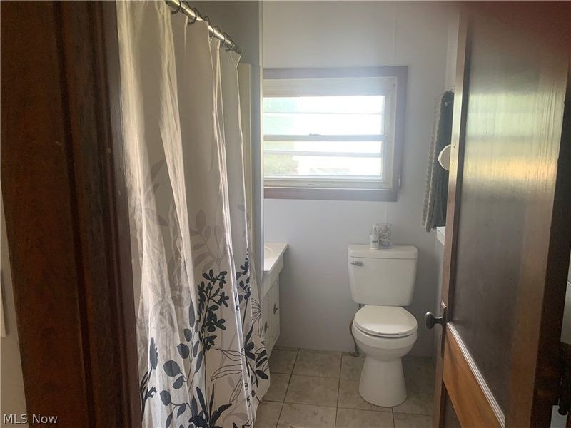 145 Grant Street , Conneaut, OH 44030 Photo 21