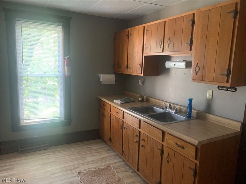 145 Grant Street , Conneaut, OH 44030 Photo 28