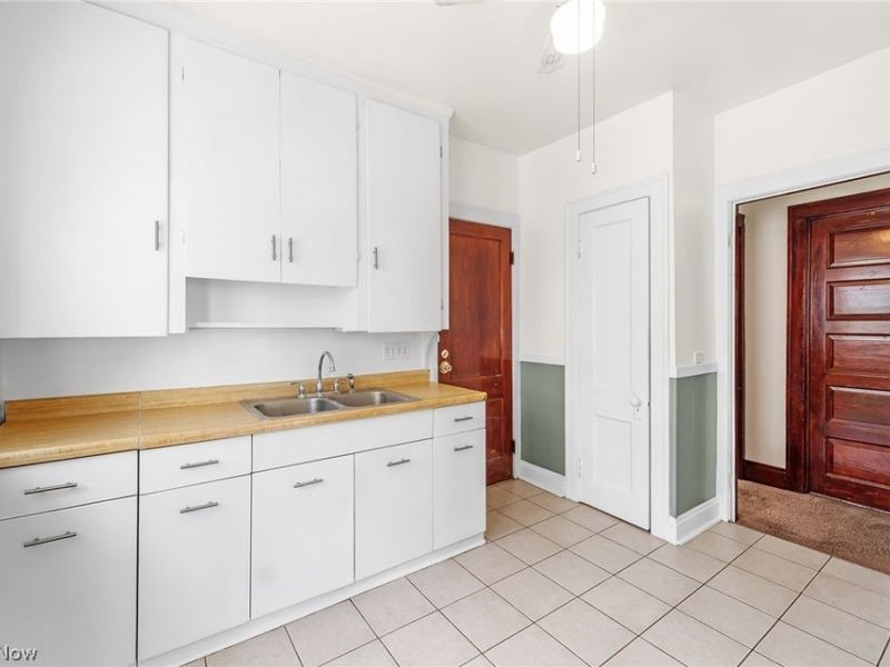 3358 W 97th , Cleveland, OH 44102 Photo 11