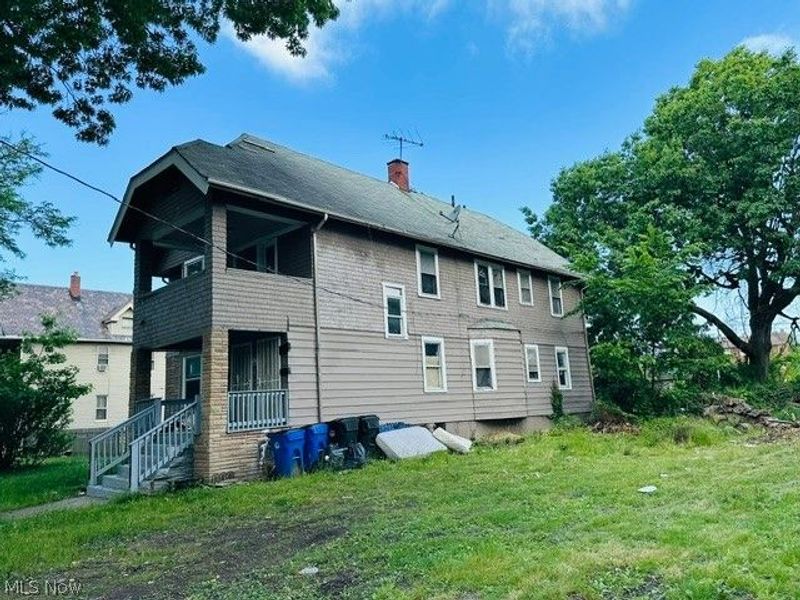 9005 Yale Avenue , Cleveland, OH 44108 Photo 2