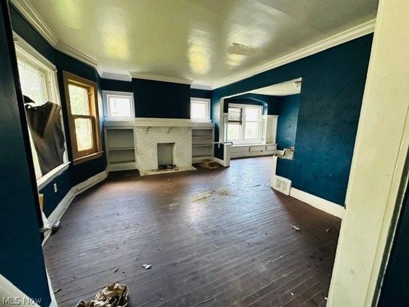 9005 Yale Avenue , Cleveland, OH 44108 Photo 9