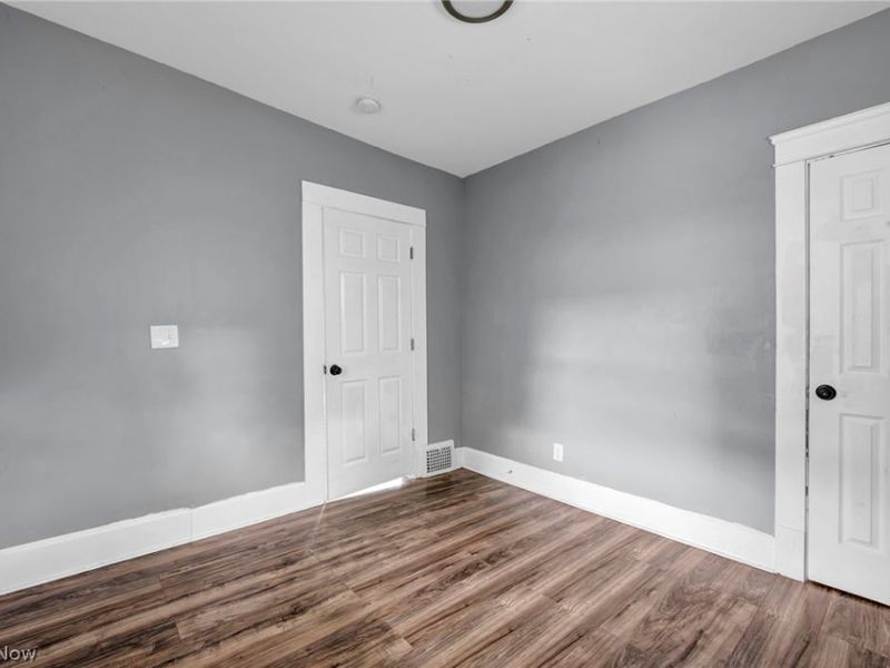 10103 Lamontier Avenue , Cleveland, OH 44104 Photo 15