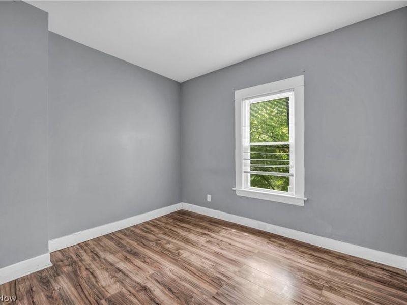 10103 Lamontier Avenue , Cleveland, OH 44104 Photo 22