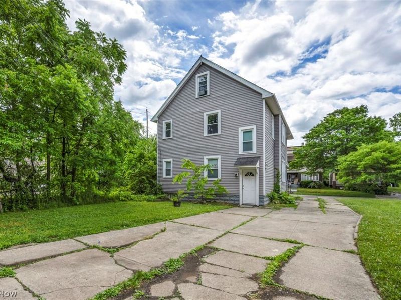 10103 Lamontier Avenue , Cleveland, OH 44104 Photo 38