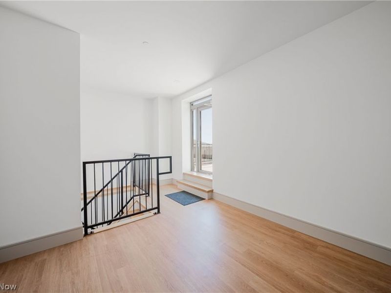 99 W Saint Clair Avenue , Cleveland, OH 44113 Photo 21