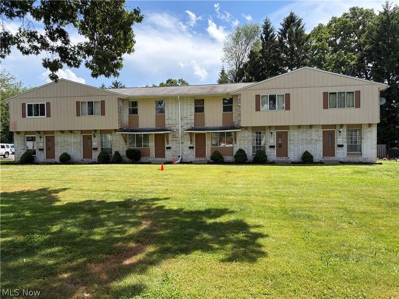 660 Loomis Avenue , Unit 670, Cuyahoga Falls, OH 44221 Photo 1