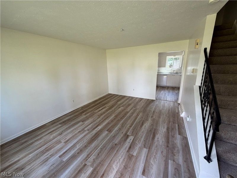 660 Loomis Avenue , Unit 670, Cuyahoga Falls, OH 44221 Photo 3
