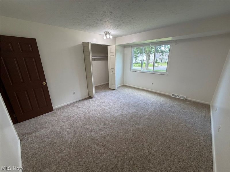 660 Loomis Avenue , Unit 670, Cuyahoga Falls, OH 44221 Photo 7