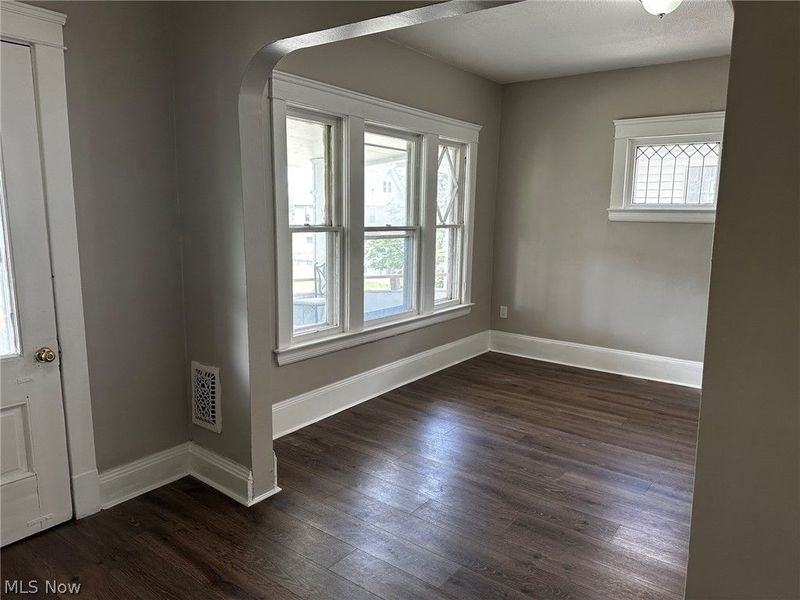 919 Nathaniel Road , Cleveland, OH 44110 Photo 3