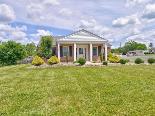 2894 Center Road , Poland, OH 44514