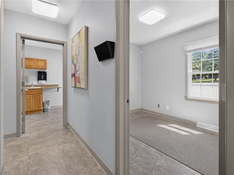2894 Center Road, Poland, OH 44514 Photo 16