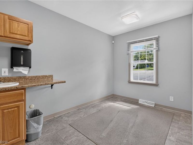2894 Center Road, Poland, OH 44514 Photo 21