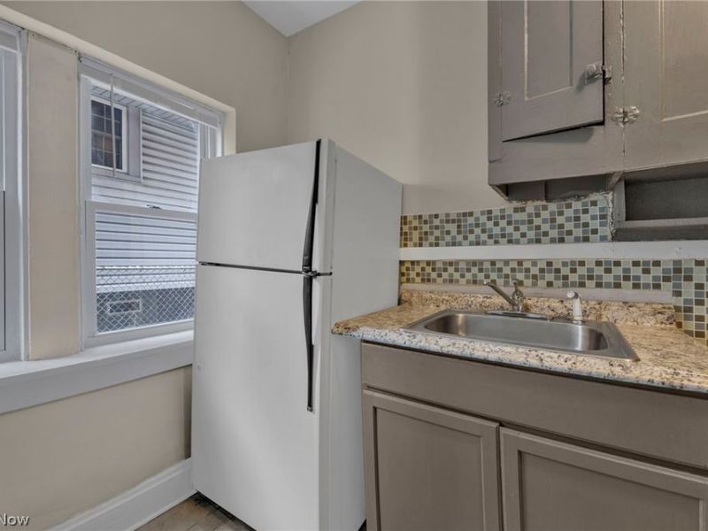 3438 Bosworth Road , Cleveland, OH 44111 Photo 14