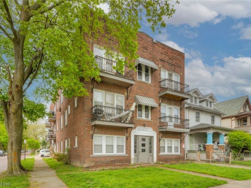 3438 Bosworth Road , Cleveland, OH 44111 Photo 4