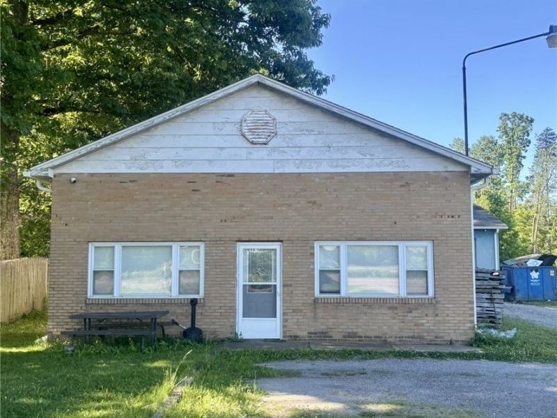 5551 E Calla Road , New Middletown, OH 44442 Photo 2