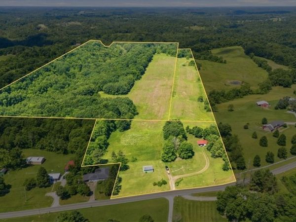 4731 State Route 555 , Little Hocking, OH 45742