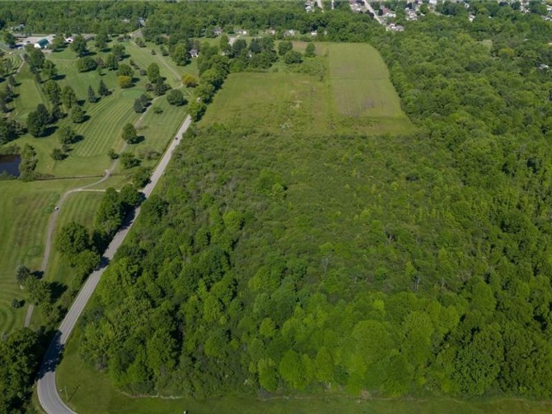 Villa Marie Road , Lowellville, OH 44436 Photo 10