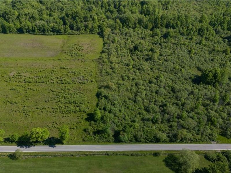 Villa Marie Road , Lowellville, OH 44436 Photo 13