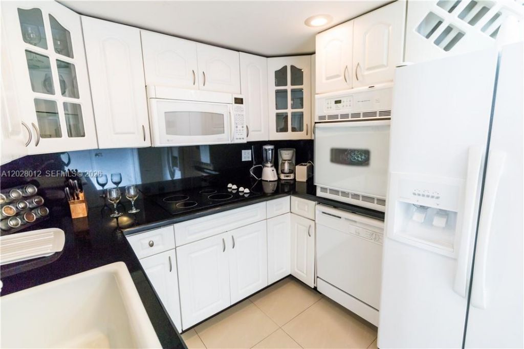 3725 S Ocean Dr , Unit 1003, Hollywood, FL 33019 Photo