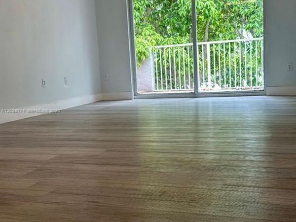 11155 SW 5th Pl , Unit 302, Pembroke Pines, FL 33025