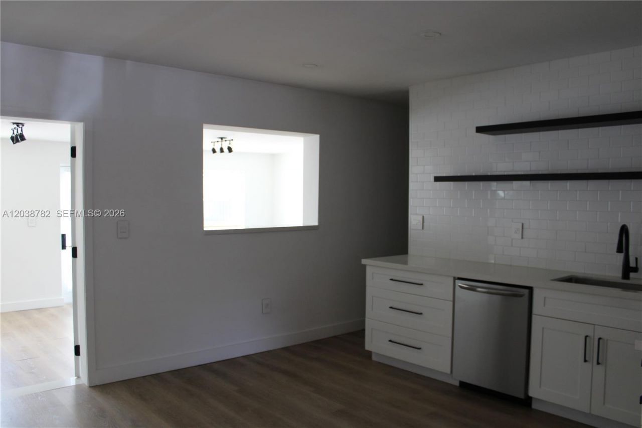 3827 SW 88 Court, Unit A, Miami, FL 33165 Photo