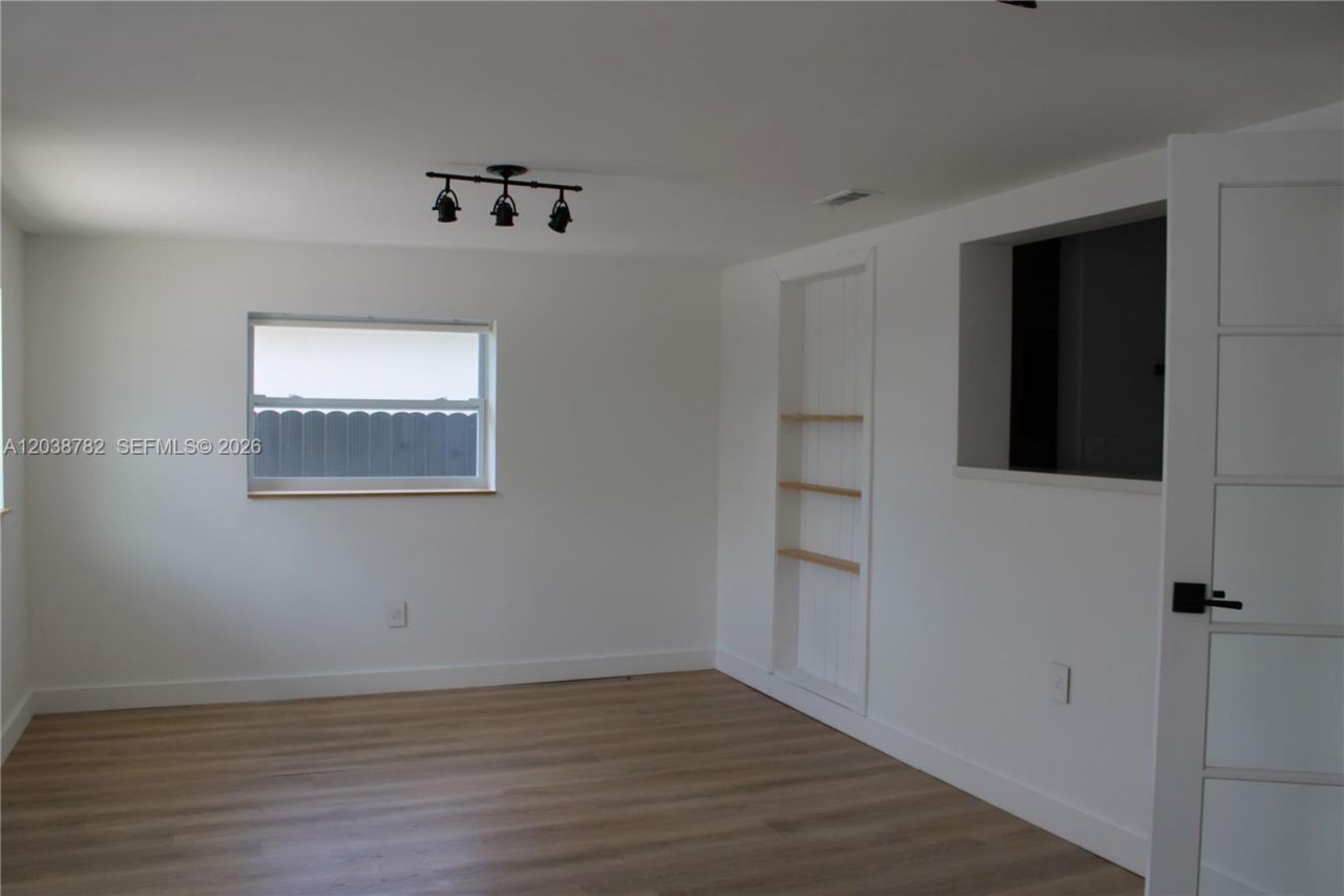 3827 SW 88 Court, Unit A, Miami, FL 33165 Photo