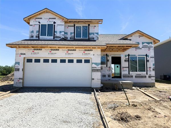 571 NW Cherrywood Lane, Grimes, IA 50111