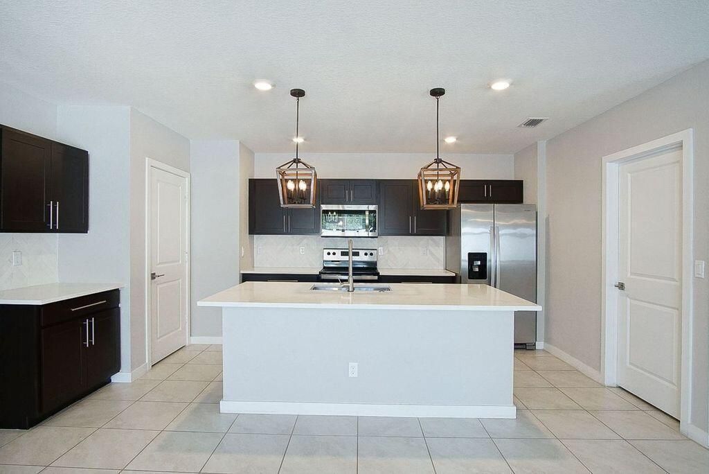 3909 SE Lee Street, Stuart, FL 34997 Photo