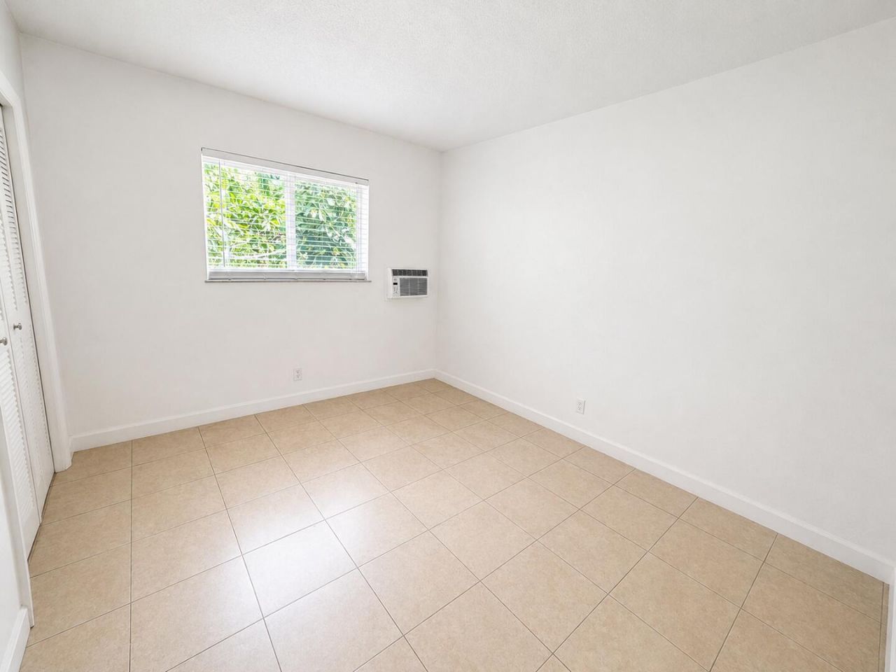 701 SW 14th Avenue, Unit 7, Fort Lauderdale, FL 33312 Photo