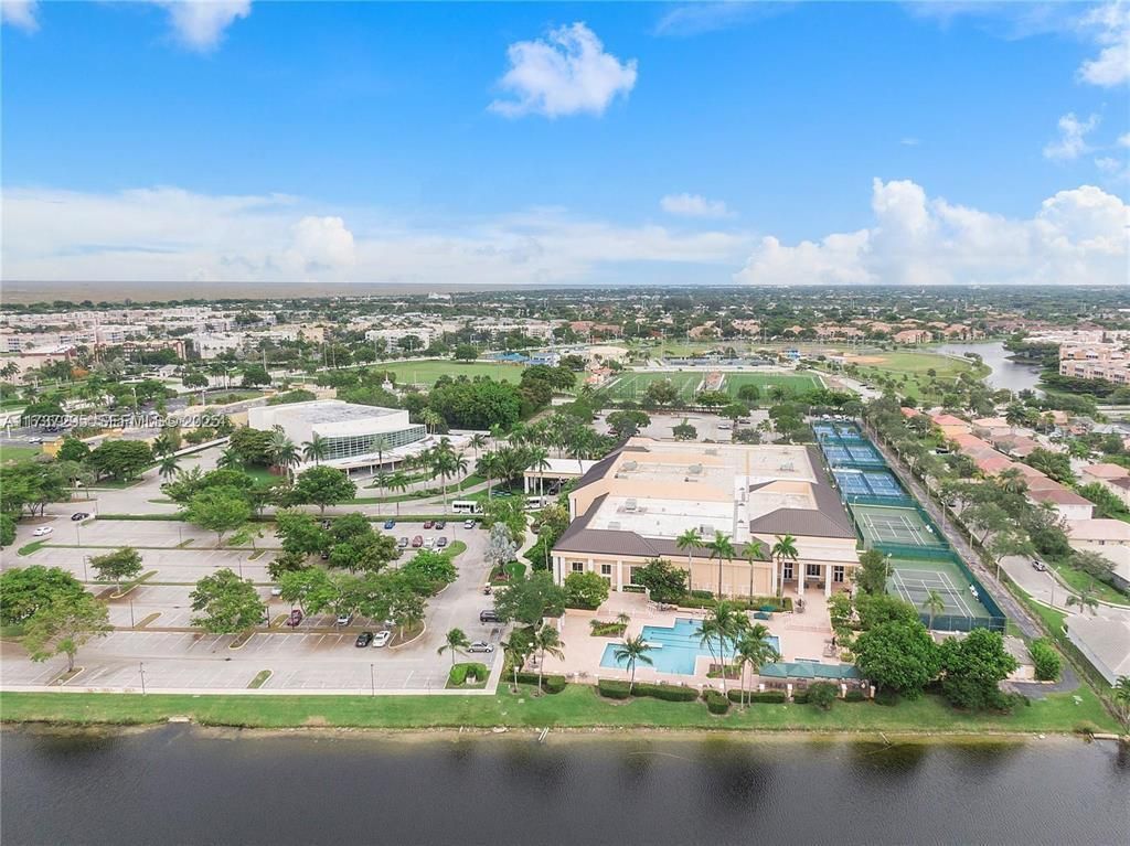 9342 S Belfort Circle, Unit 214, Tamarac, FL 33321 Photo