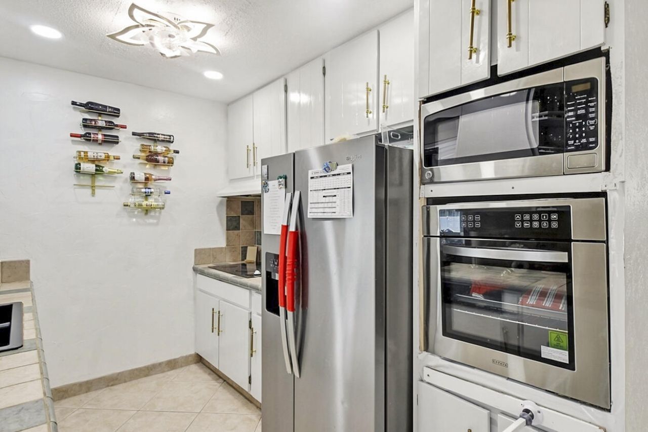 220 Davis Road, Palm Springs, FL 33461 Photo