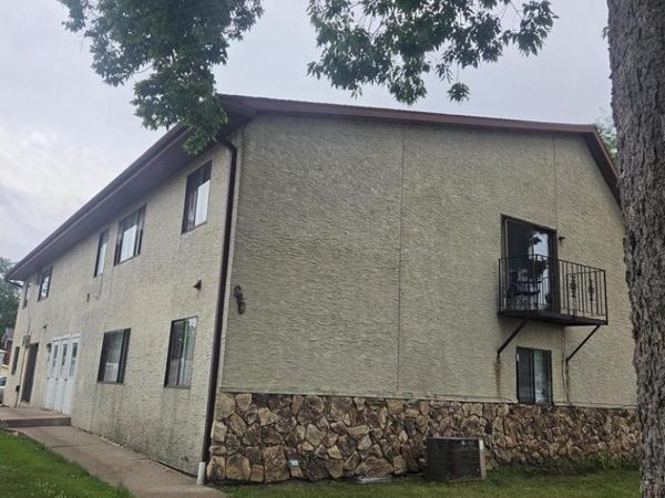 514 10th STREET N, La Crosse, WI 54601