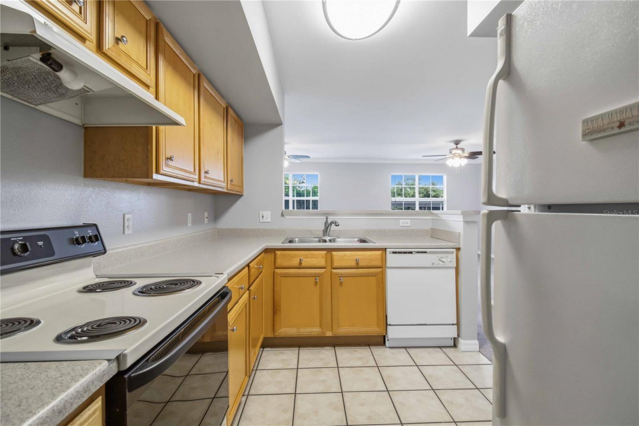 3005 Chianti Court, Unit 101, Sarasota, FL 34237 Photo