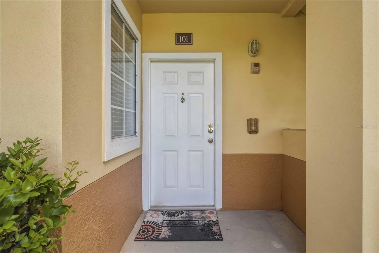 3005 Chianti Court, Unit 101, Sarasota, FL 34237 Photo