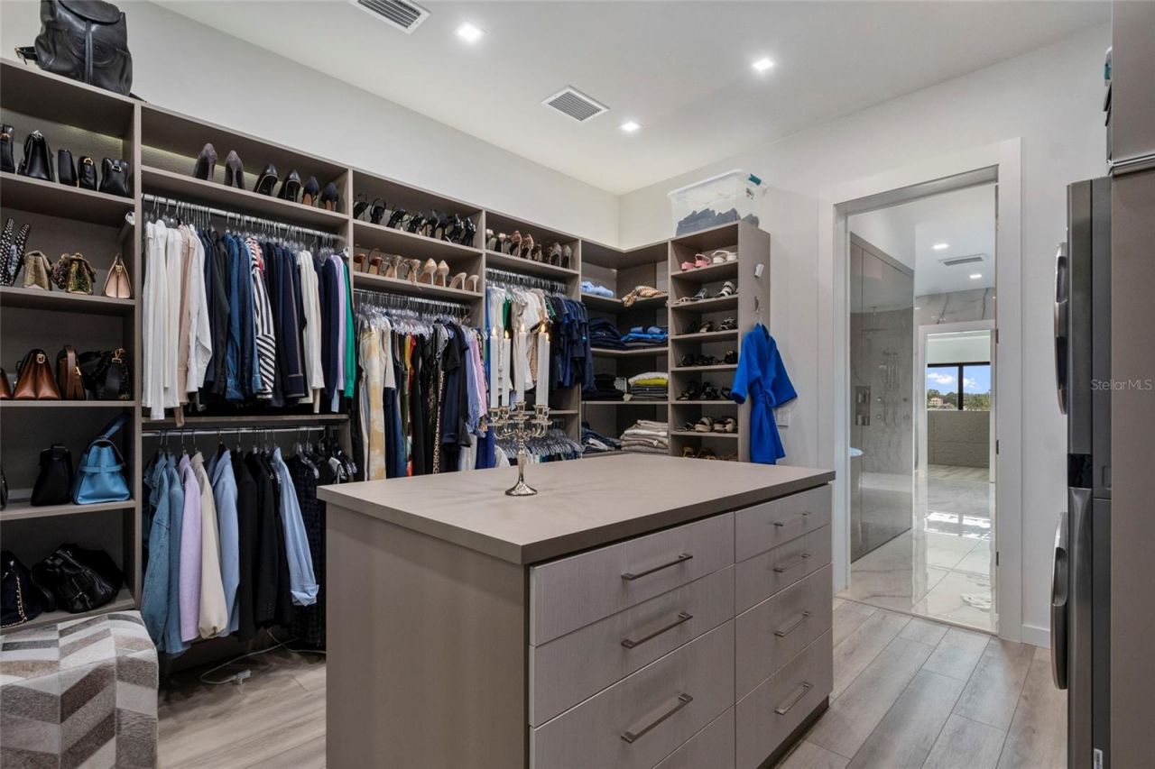 9061 Ron Den Lane, Windermere, FL 34786 Photo