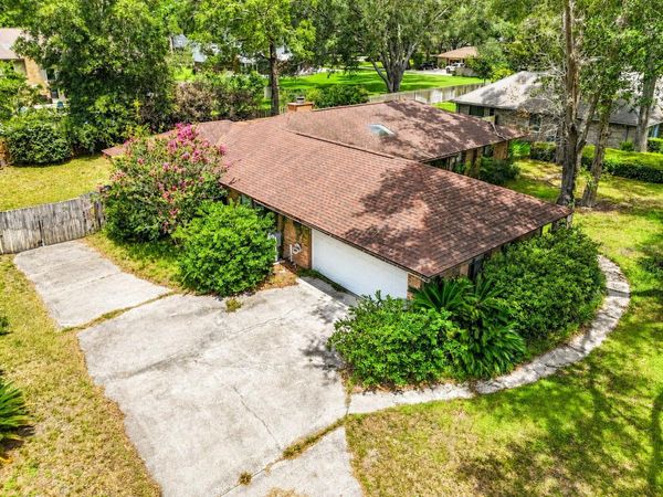 290 GLENEAGLES DRIVE , ORANGE PARK, FL 32073